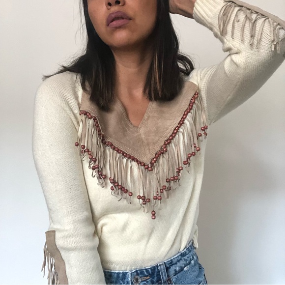 Vintage fringe sweater - Picture 3 of 4